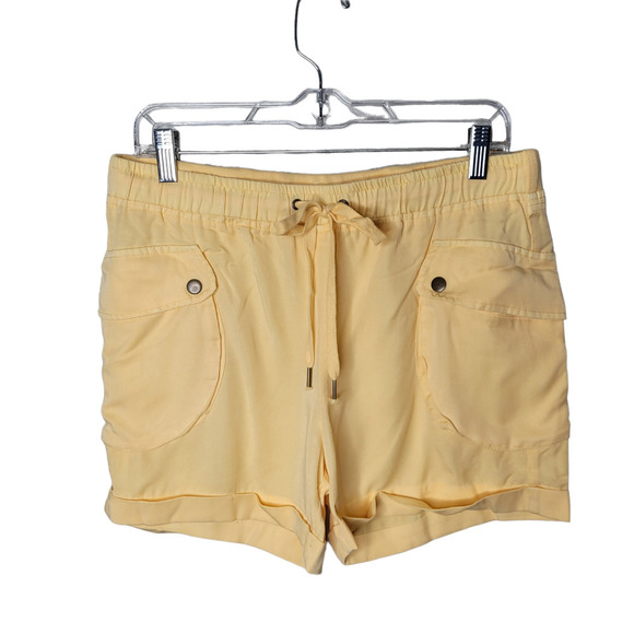 Free People Movement Athletic Shorts yellow Size Medium Running Walk Yoga pocket - Picture 1 of 6